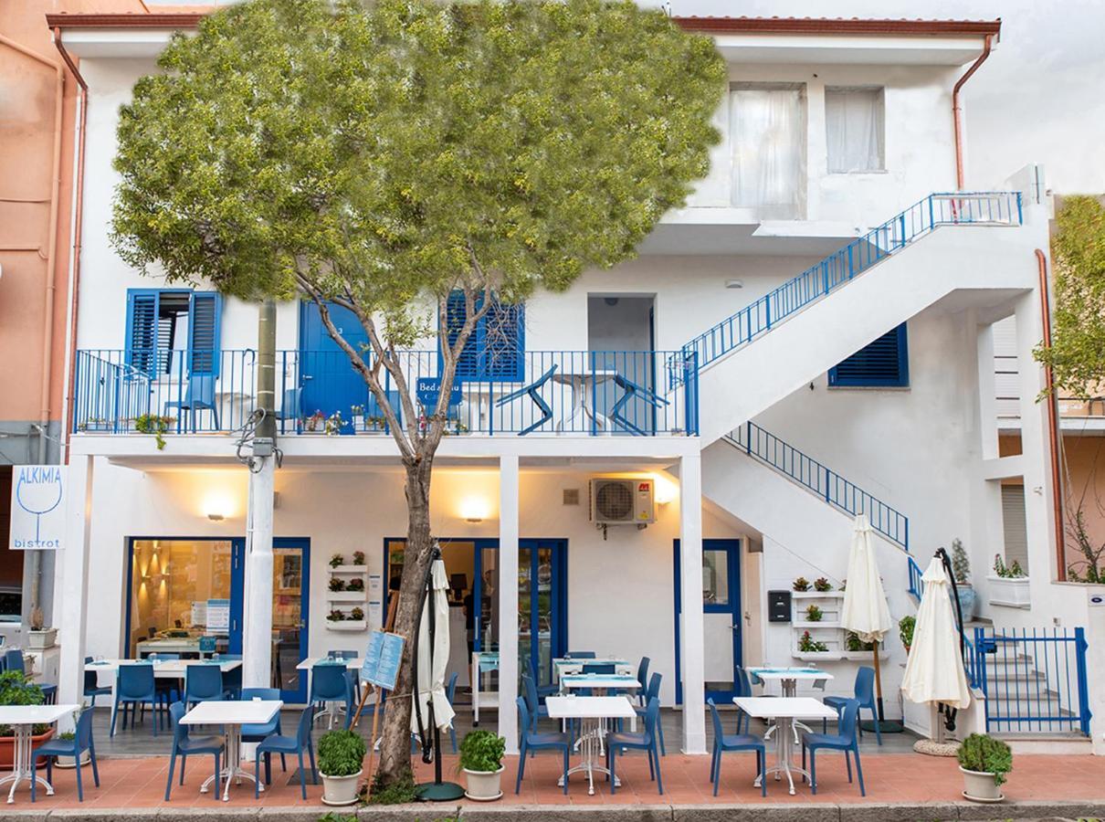 Bed & Blu Hotel La Caletta Bagian luar foto