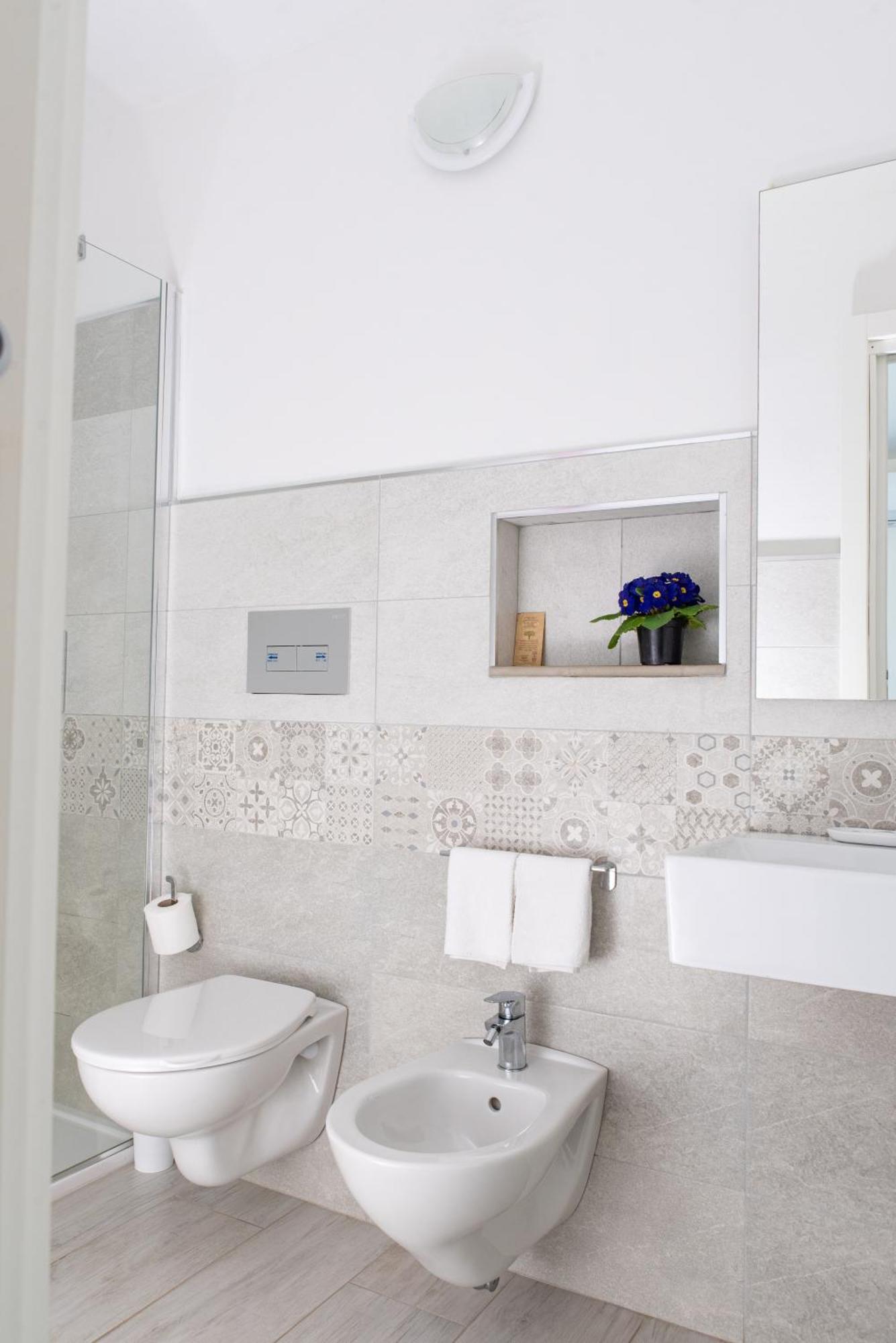 Bed & Blu Hotel La Caletta Bagian luar foto