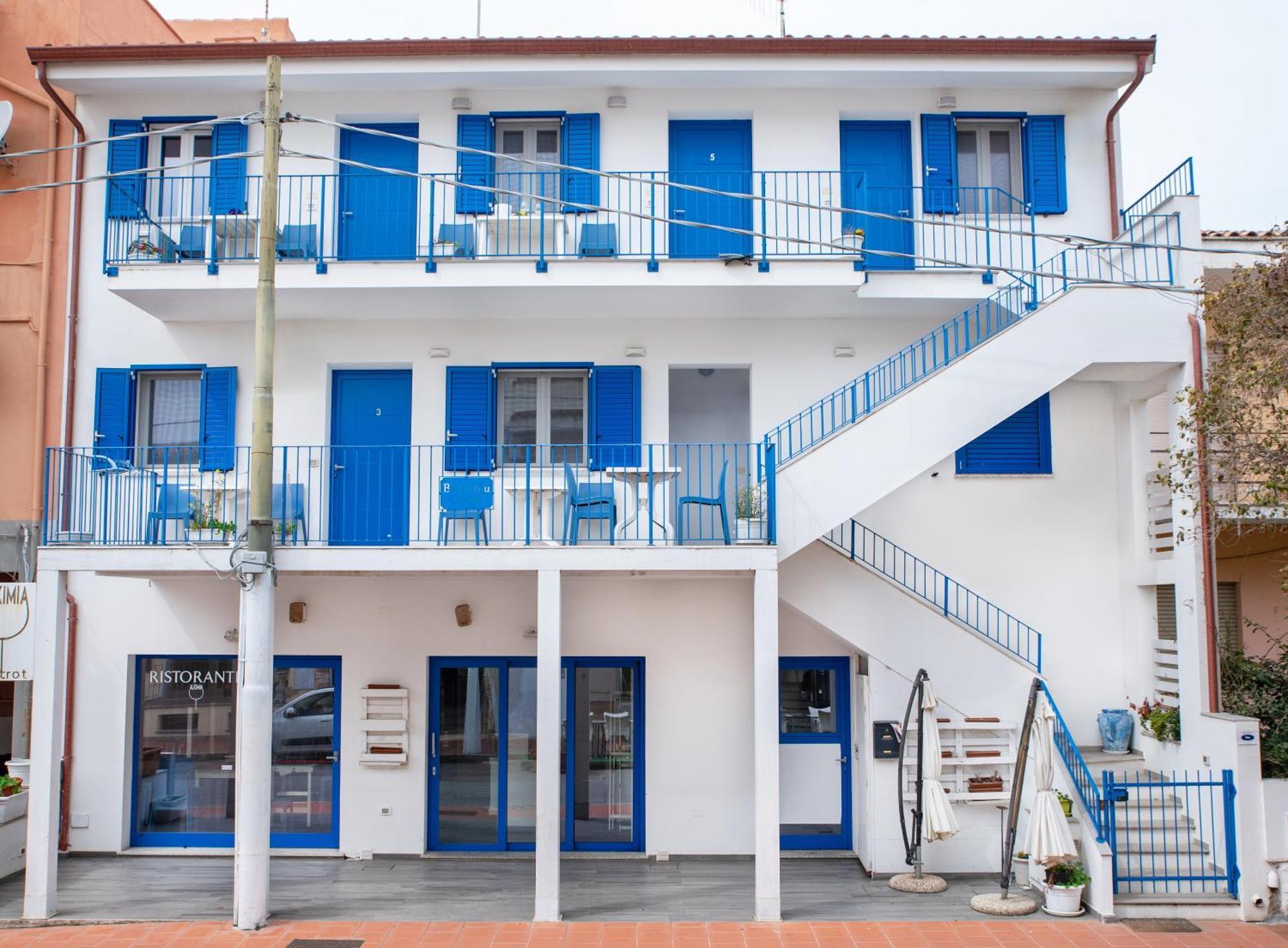 Bed & Blu Hotel La Caletta Bagian luar foto